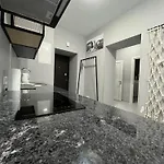 Apartamento St Benedict Leópolis