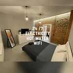 Apartamento St Benedict Leópolis